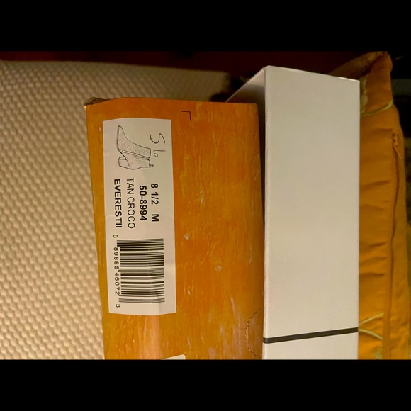 DOLCE VITA EVEREST II 8.5 tan croco booties NWOT - Picture 4 of 6